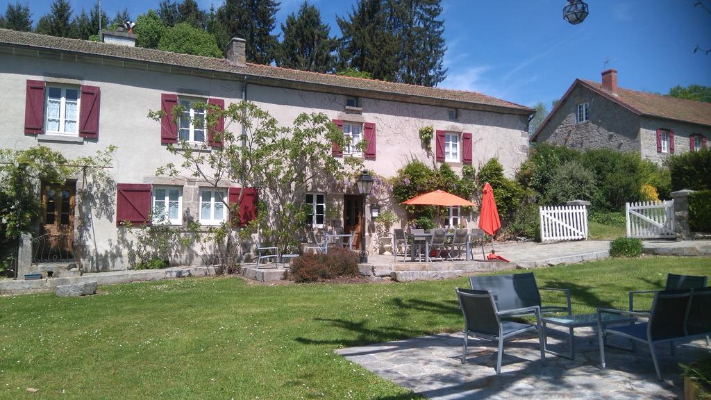 Les Vergnes Saint-Pardoux-le-Neuf Exterior photo