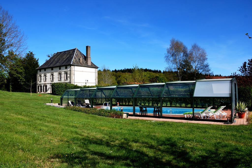 Les Vergnes Saint-Pardoux-le-Neuf Exterior photo